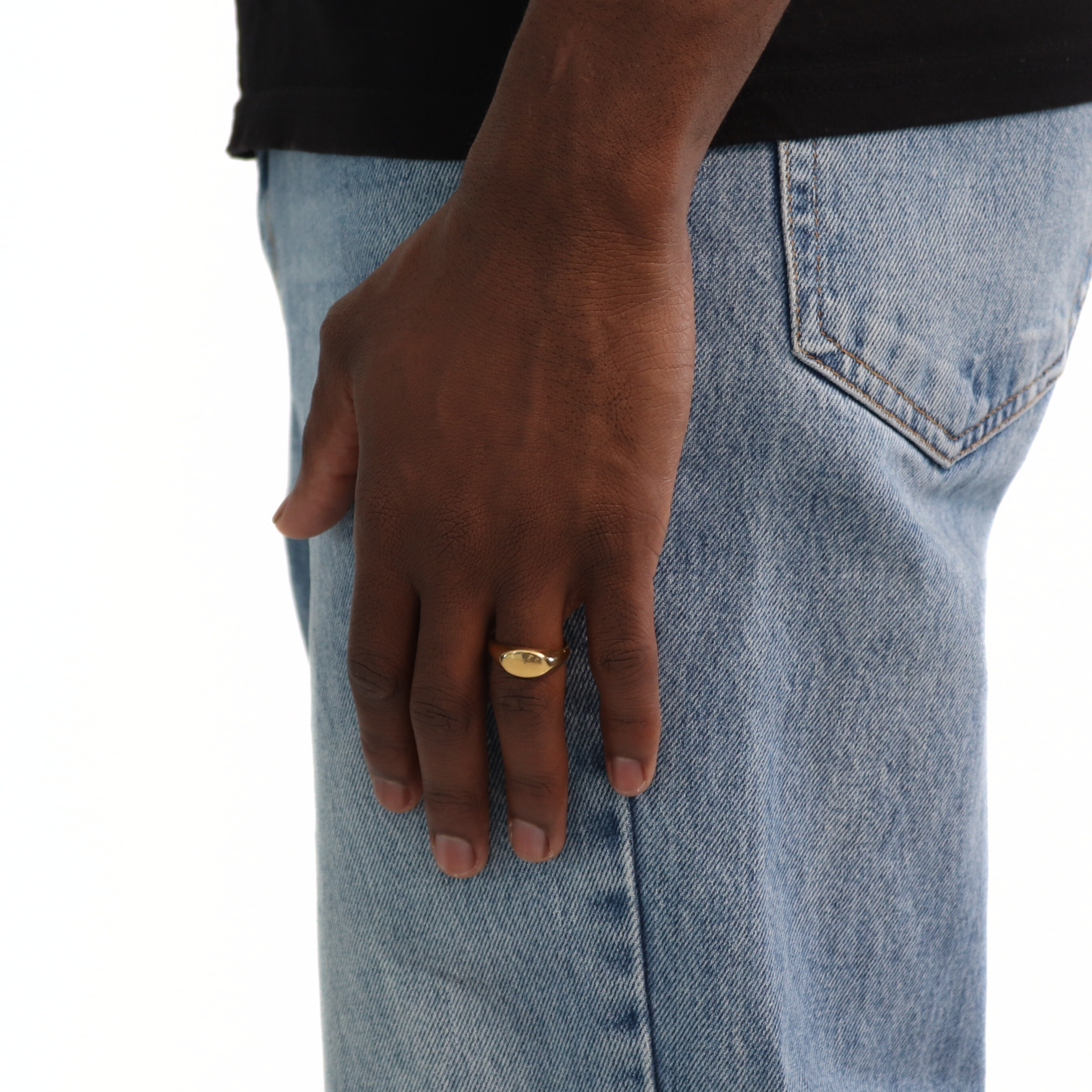 Classic Rounded Signet Ring (Gold)