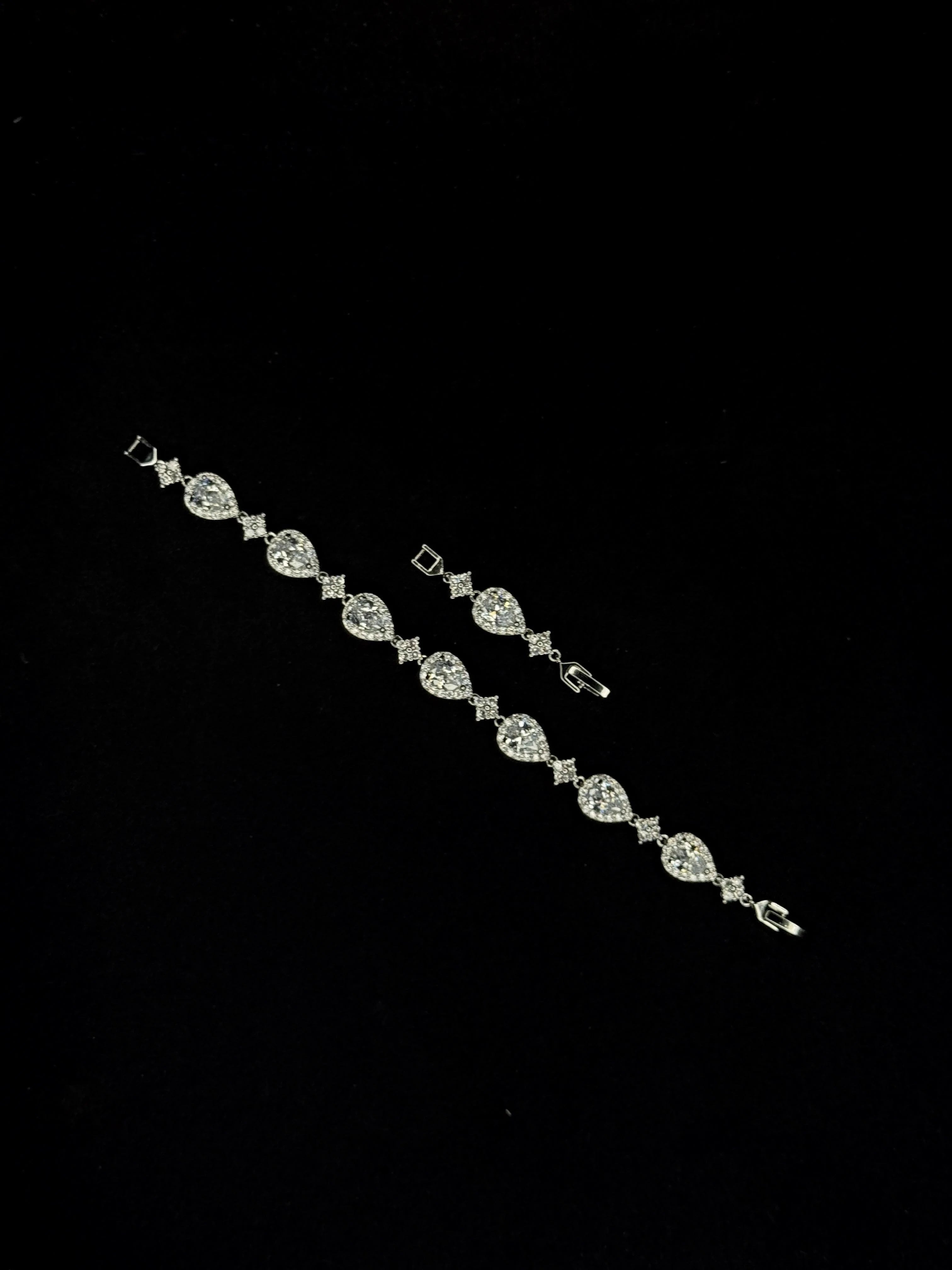 STAR DROP BRACELETS