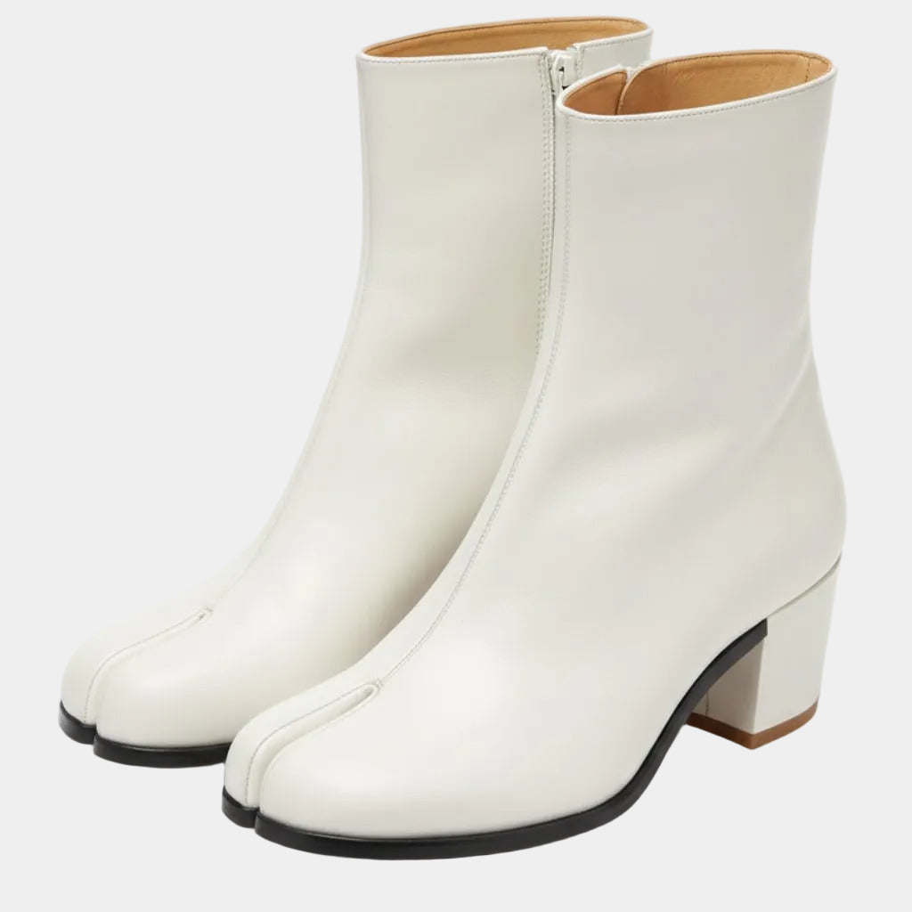Tabi boots