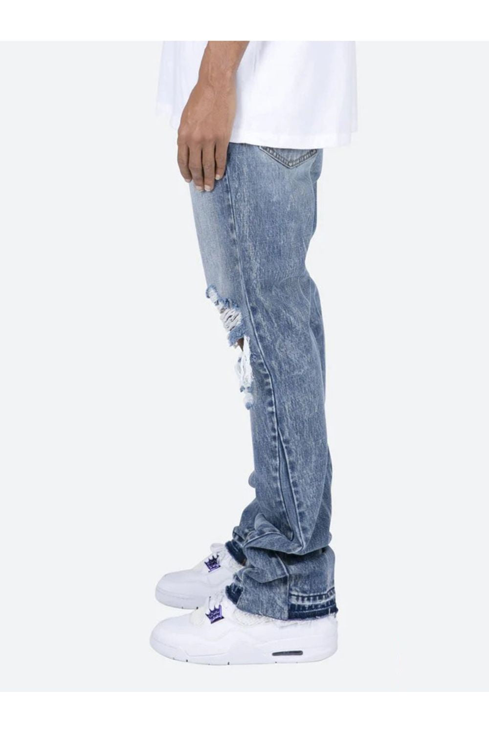 Jeans With Flare Design Ripped